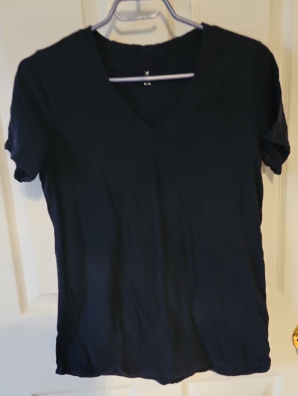 Black V-Neck Short Sleeve Tee